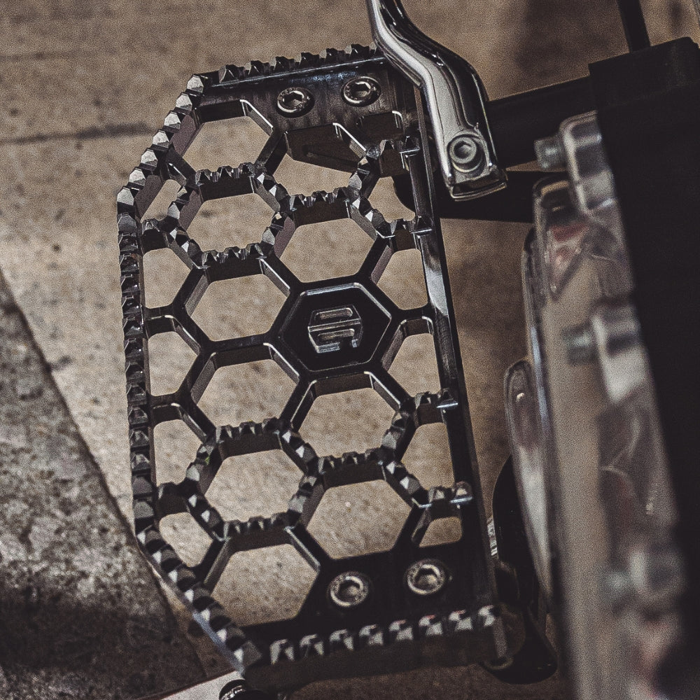 OG HoneyComp V3 Floorboards Replacement Gripper Chrome installed on a 2017 Street Glide