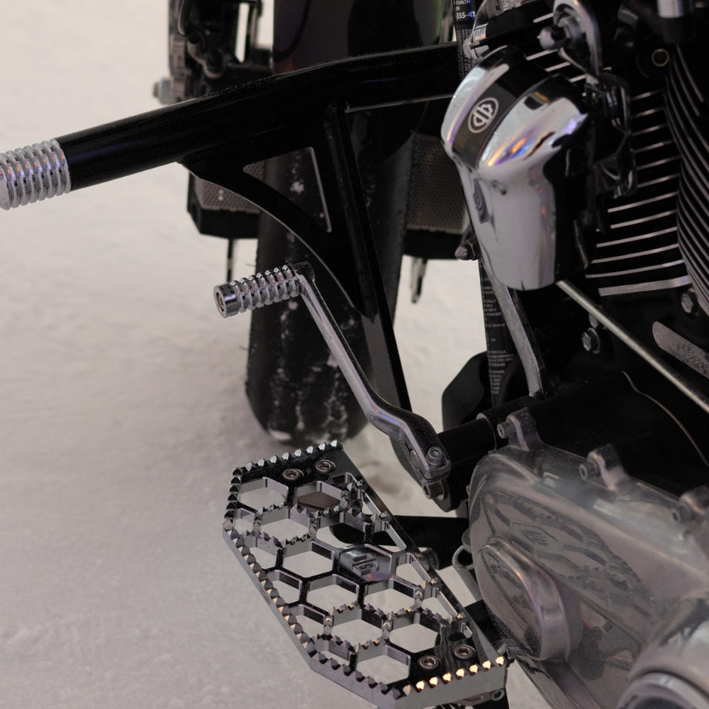 OG Shifter Peg installed on a 2020 Street Glide FLHX