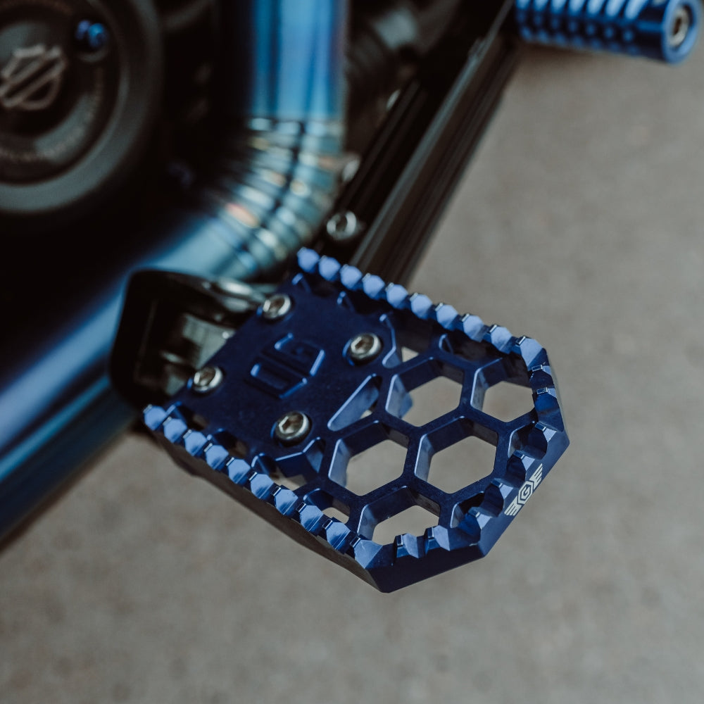 OG V3 Replacement Gripper installed on a Softail Low Rider ST FXLRST