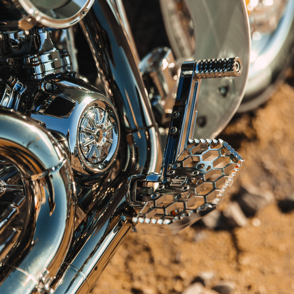 OG HoeyComp V3 Mini Floorboards installed on a 2024 Softail Low Rider ST FXLRST