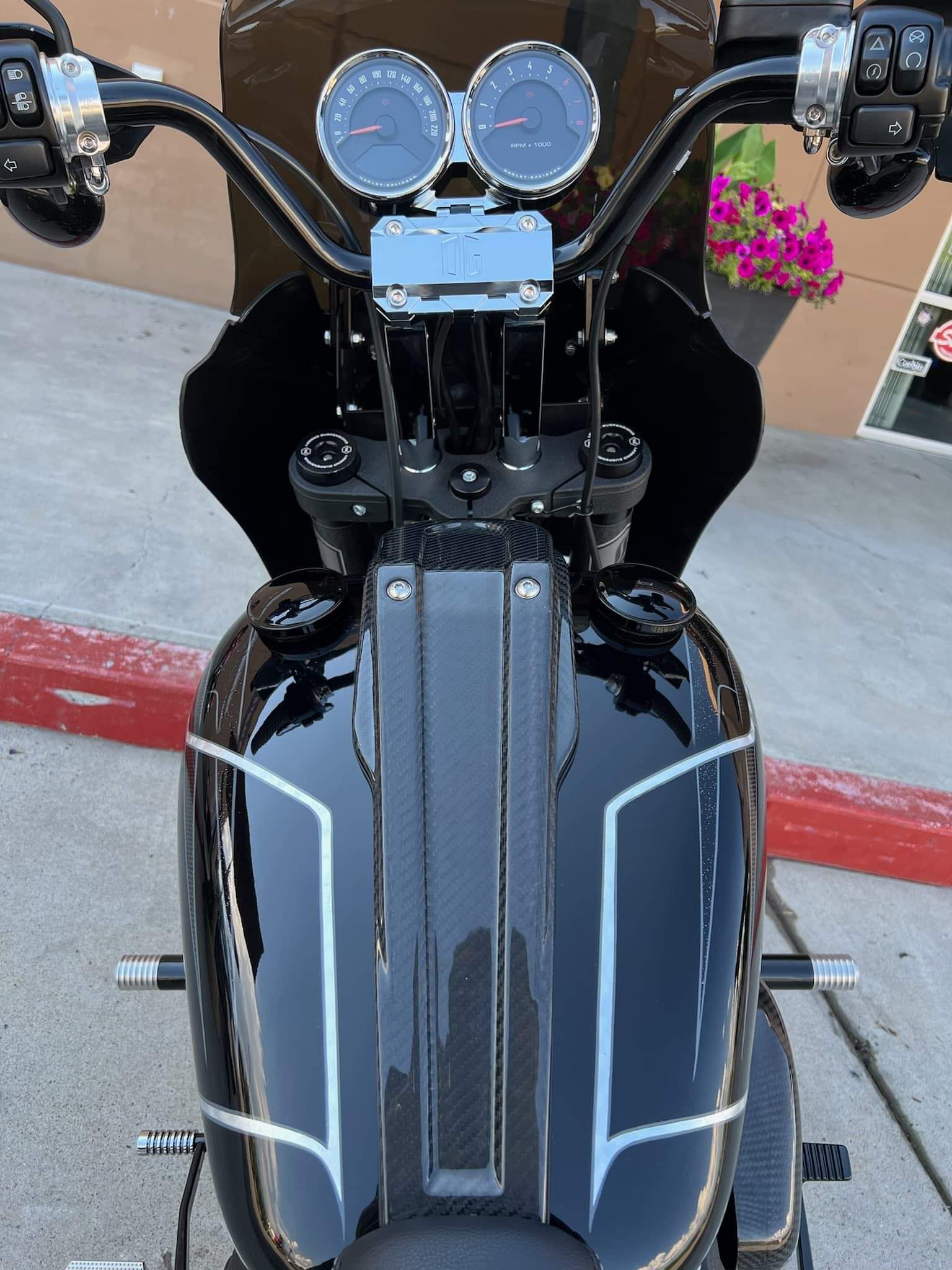 Harley Davidson Gauge Pod M8 Softail Dyna FXR